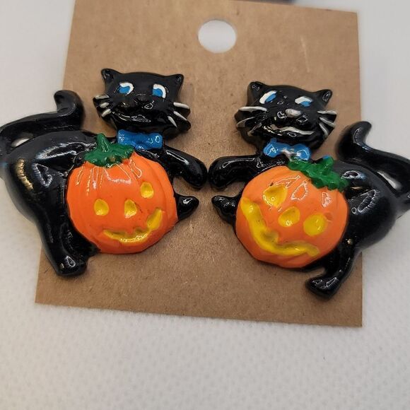 Halloween Hand Painted Earring - Picture 2 of 3